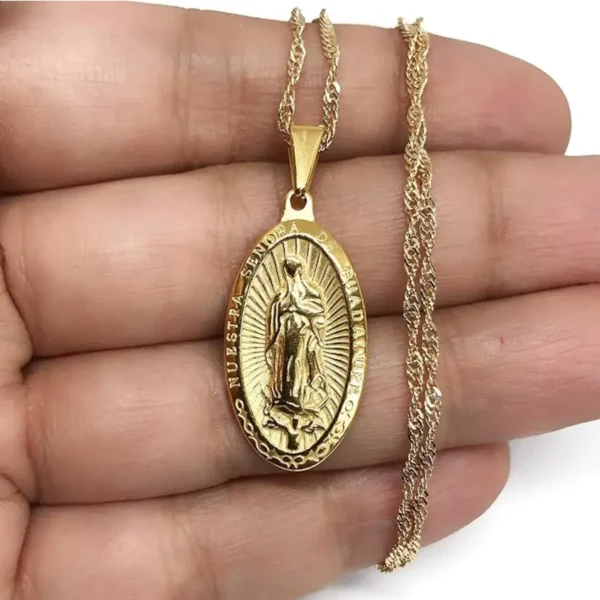 Collar de la Virgen de Guadalupe en Baño de Oro 18K - Joyería Religiosa Elegante - Image 5