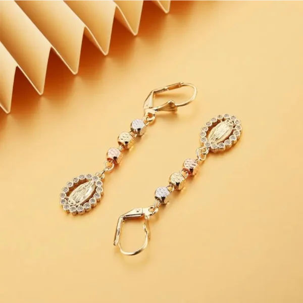 Aretes Colgantes Virgen de Guadalupe en Oro 14K con Circonitas - Image 4